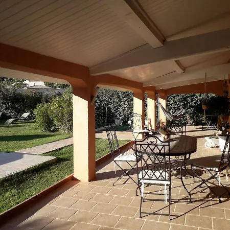 Cote Jardin Bed & Breakfast