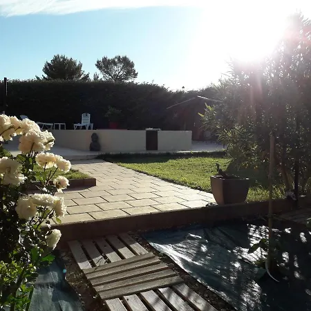 Cote Jardin *